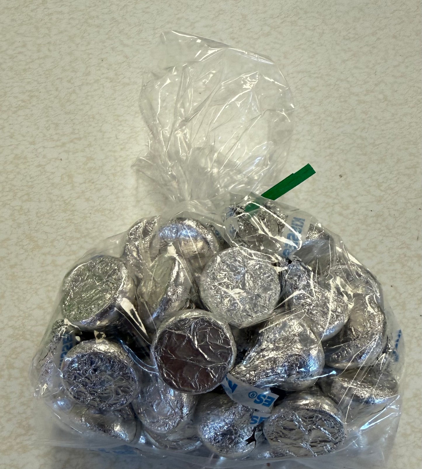 Hershey’s kisses 1/2 pound