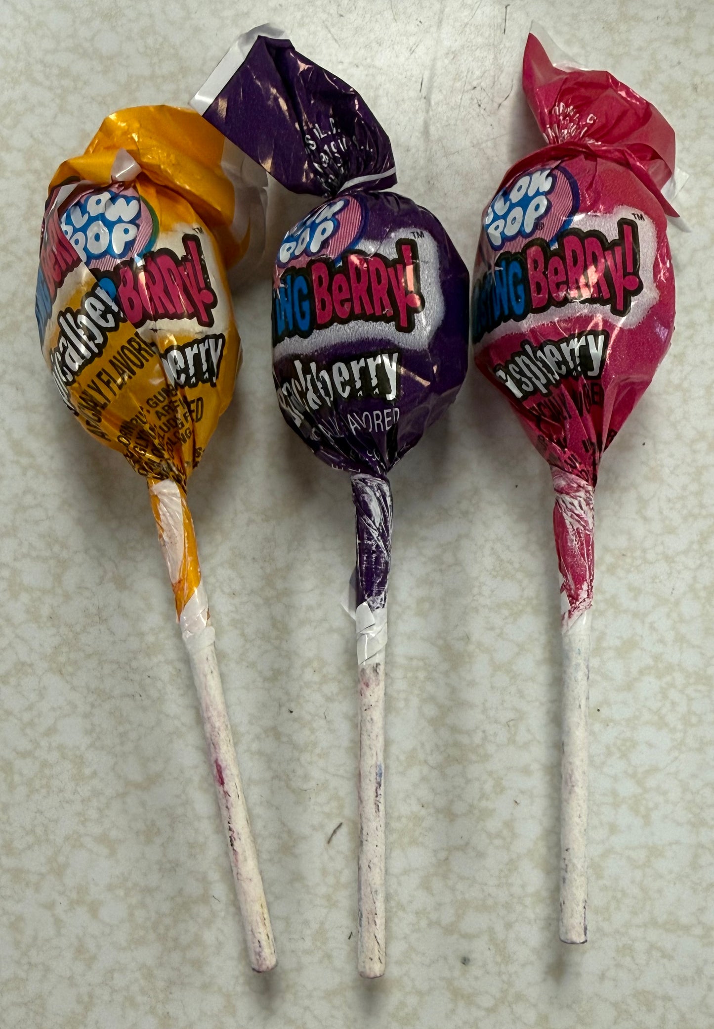 Charms blow pop bursting berry